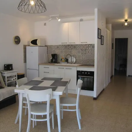 T3 Spacieux, 6 Couchages A Saint-cyprien Plage, Proche Port Et Commerces, Parking Securise - Fr-1-106-38 Apartment Saint-Cyprien (Pyrenees-Orientales)