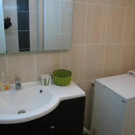 T3 Spacieux, 6 Couchages A Saint-cyprien Plage, Proche Port Et Commerces, Parking Securise - Fr-1-106-38 * Saint-Cyprien (Pyrenees-Orientales)