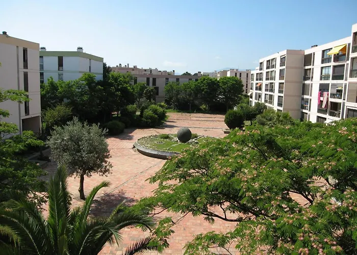 T3 Spacieux, 6 Couchages A Saint-cyprien Plage, Proche Port Et Commerces, Parking Securise - Fr-1-106-38 Lägenhet Saint-Cyprien (Pyrenees-Orientales)