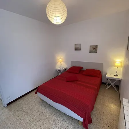 T3 Spacieux, 6 Couchages A Saint-cyprien Plage, Proche Port Et Commerces, Parking Securise - Fr-1-106-38 サン・シプリアン