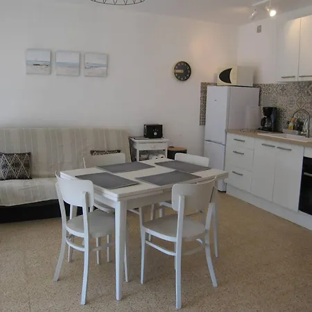 T3 Spacieux, 6 Couchages A Saint-cyprien Plage, Proche Port Et Commerces, Parking Securise - Fr-1-106-38 Lägenhet Saint-Cyprien (Pyrenees-Orientales)