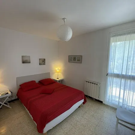 T3 Spacieux, 6 Couchages A Saint-cyprien Plage, Proche Port Et Commerces, Parking Securise - Fr-1-106-38 Apartmán