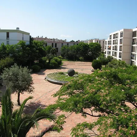 T3 Spacieux, 6 Couchages A Saint-cyprien Plage, Proche Port Et Commerces, Parking Securise - Fr-1-106-38 Lägenhet Saint-Cyprien (Pyrenees-Orientales)